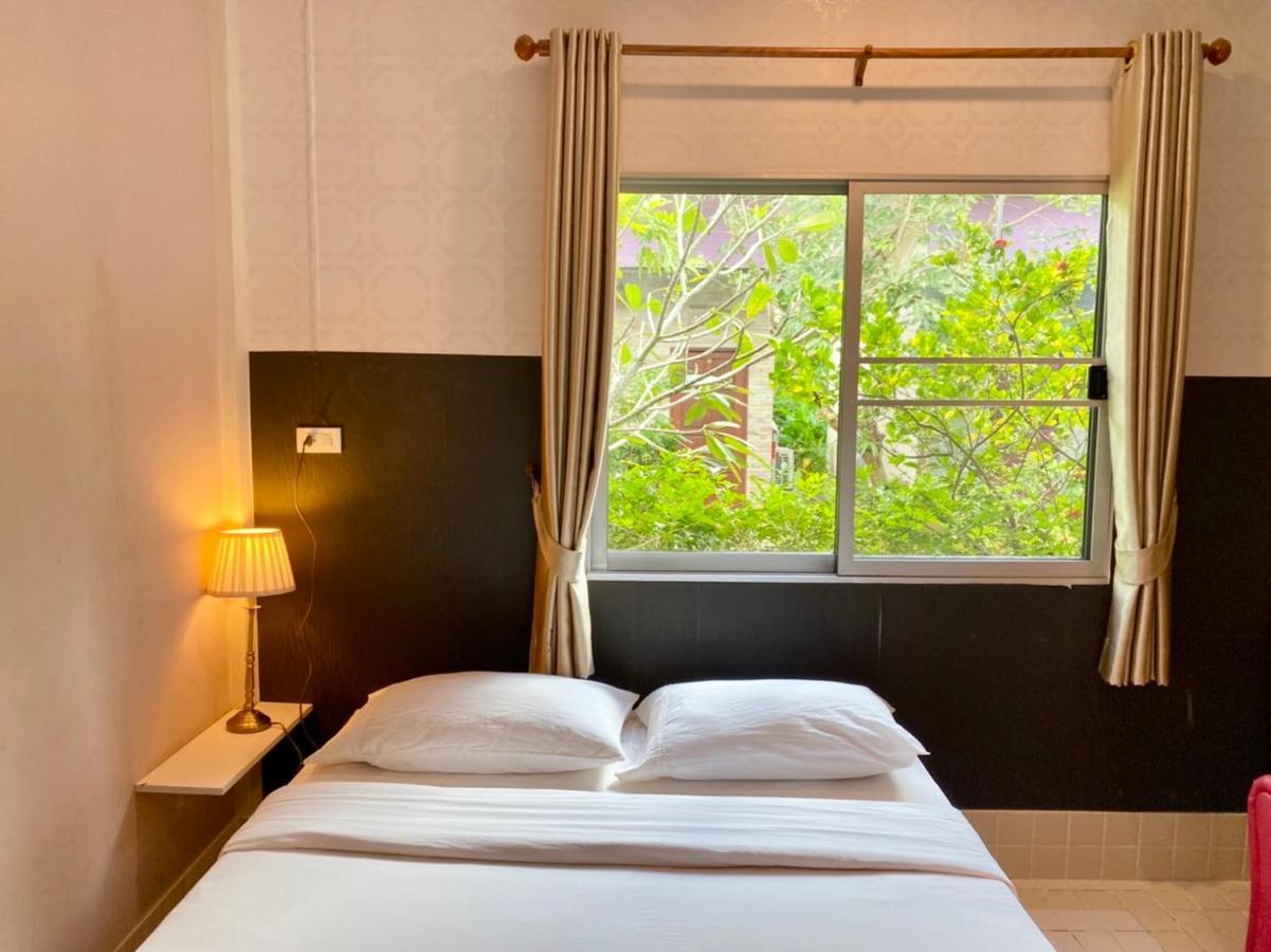 Canal Resort Nai Yang Beach Kültér fotó